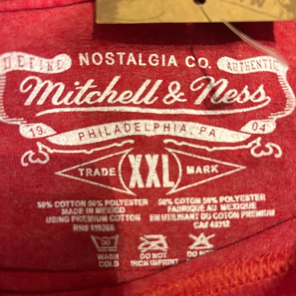 Mitchell & Ness Red Boston Graphic Tee - Picture 3 of 5